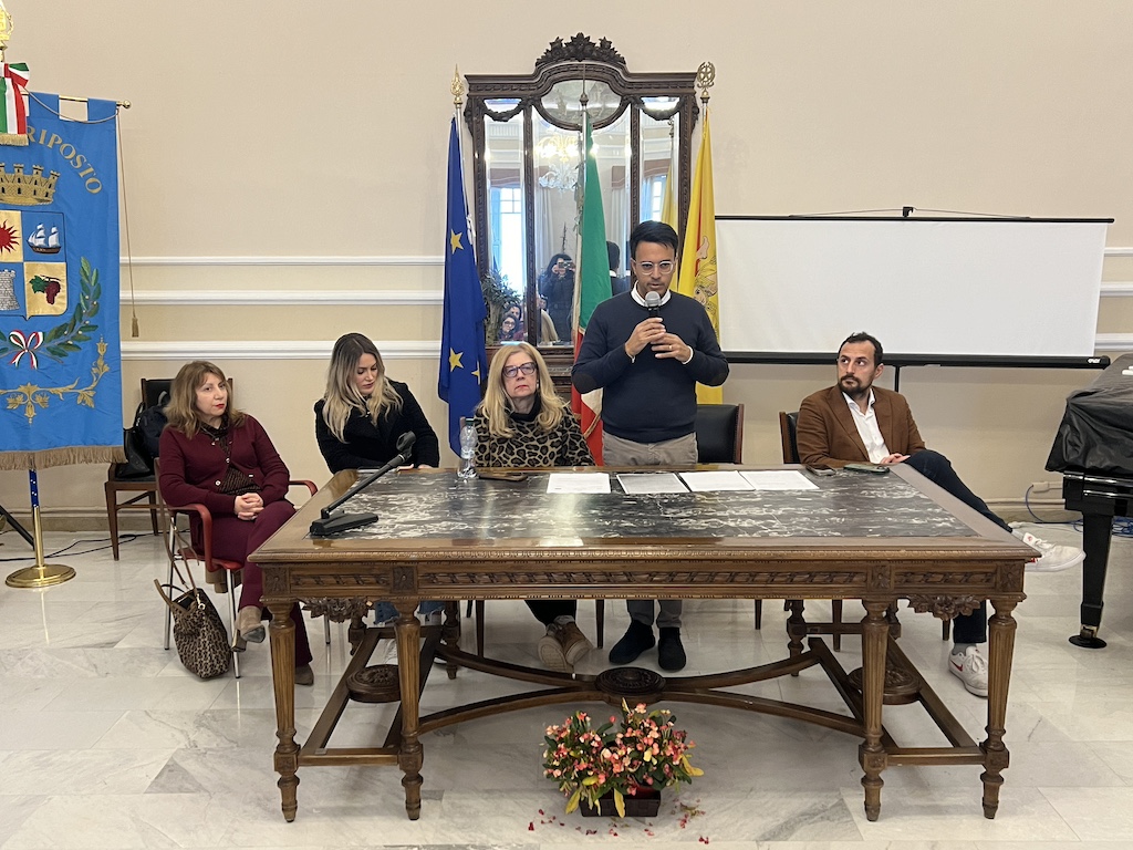Assemblea pubblica sulla mensa scolastica. Vasta: “Genitori giustamente preoccupati da polemiche strumentali”