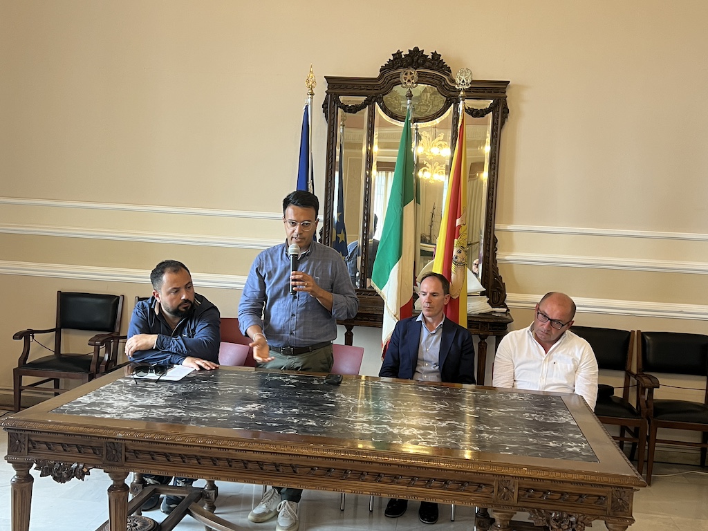 Presentato il progetto di educazione allo sport. Vasta: “Non basta punire, servono azioni culturali”