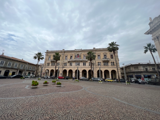 Al via le ZTL serali nel centro storico e a Torre Archirafi. Vasta: “Una città più vivibile per cittadini e visitatori”