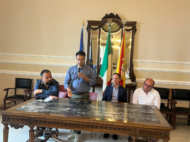 Presentato il progetto di educazione allo sport. Vasta: “Non basta punire, servono azioni culturali”